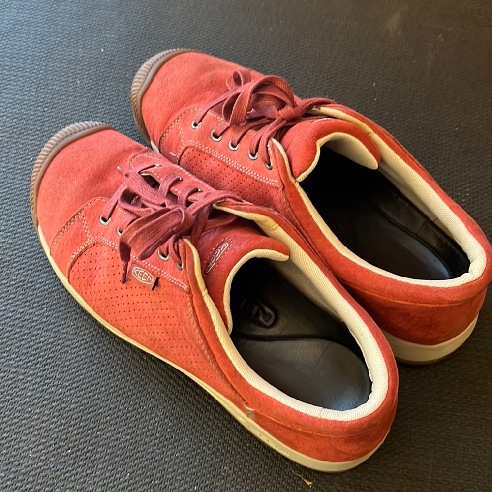 Keen Reisen Lace Perforated Shoes Red size 11